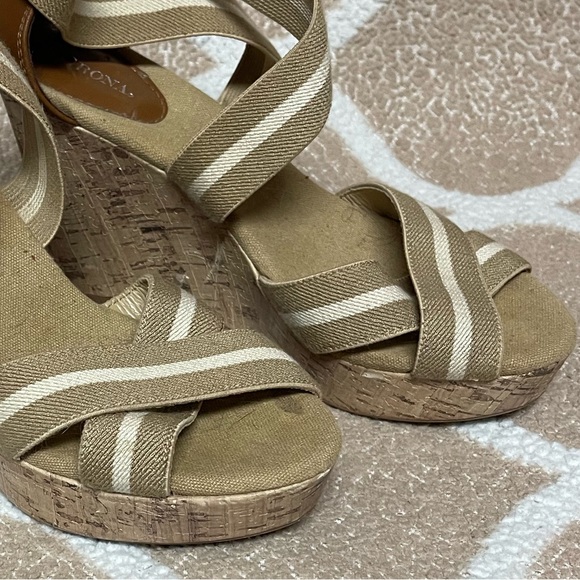 Tan Strap Wedges - Picture 8 of 15